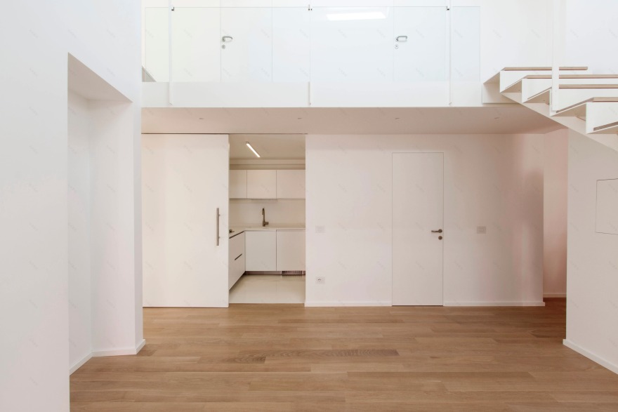 历史中心的小型豪华别墅改造-19