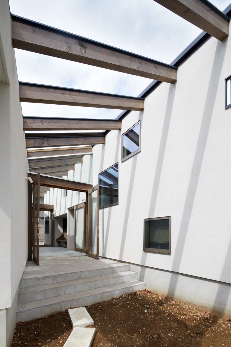 伊秩弘宅的公园之恋-17