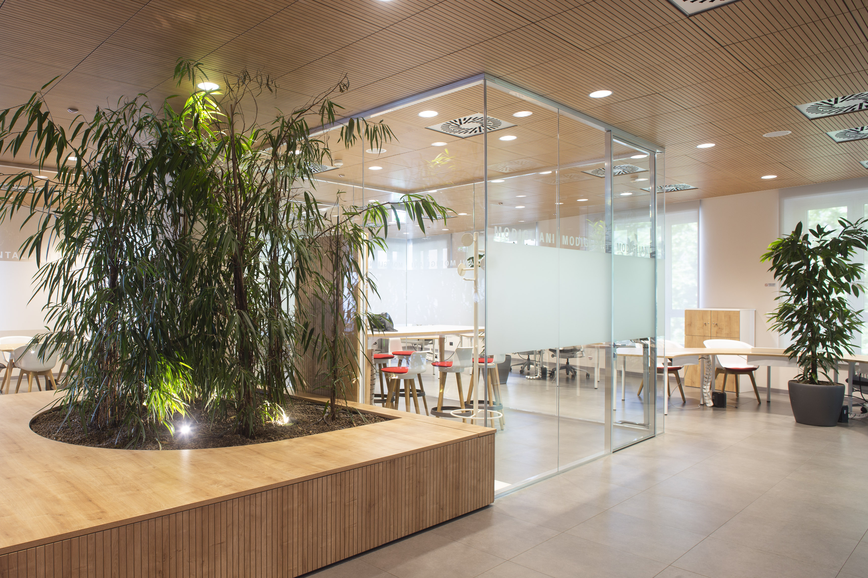 Santander 银行新总部 | 创新办公空间与自然的和谐融合-6