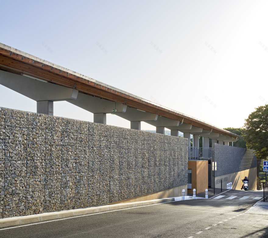 融合城市景观的体育场馆设计-8