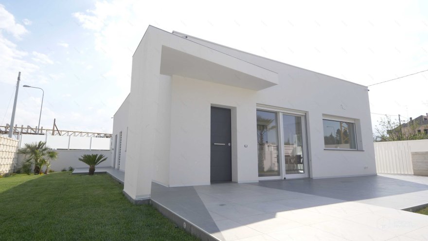 简约别墅设计 | Casa GF 的白色木质空间-1