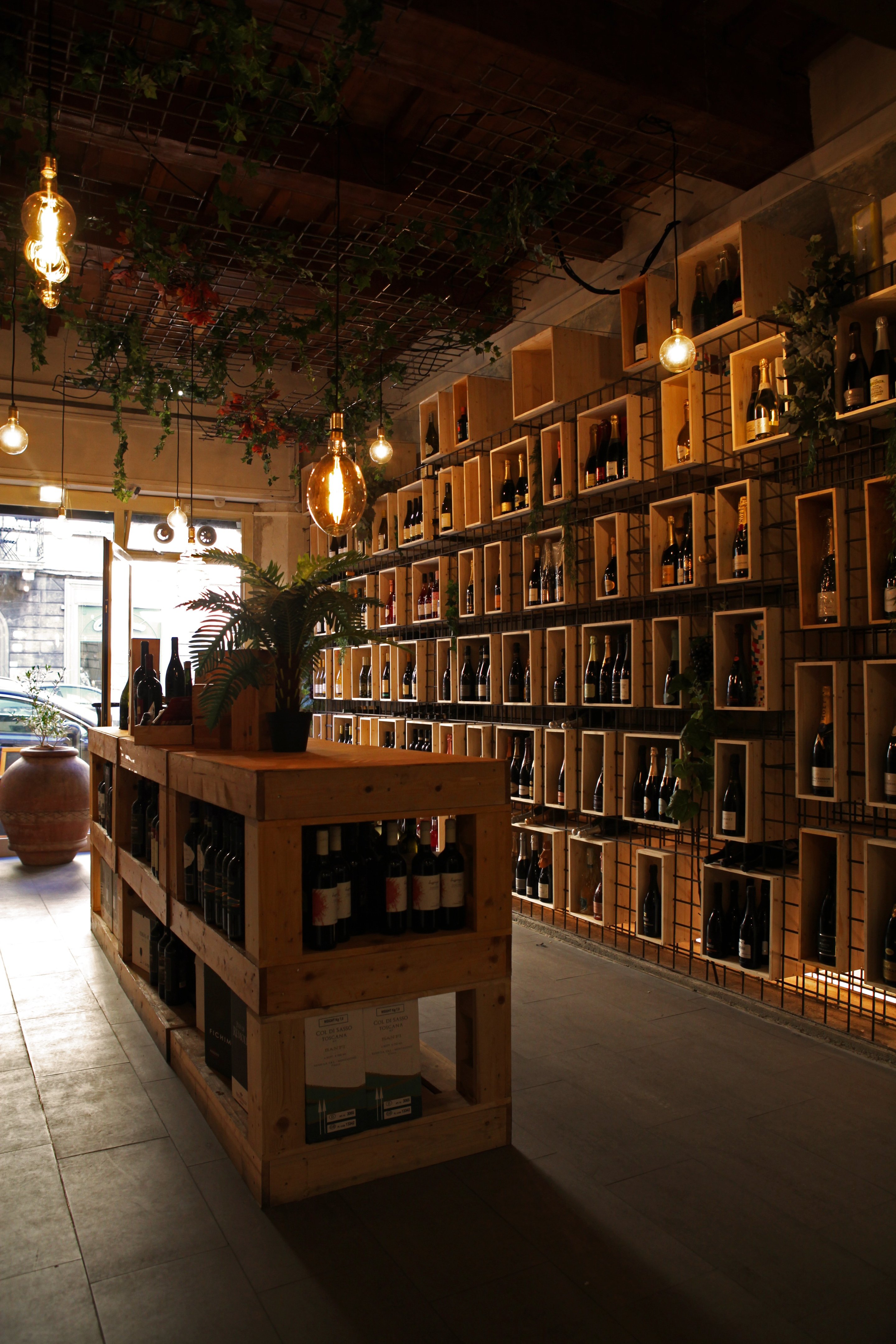 佛罗伦萨 Enoteca 酒庄——现代设计融入传统风格-0