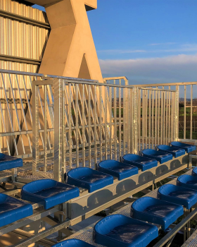 体育馆 · Tribuna Prefabbricata al Campo Sportivo "Le Fornaci" di Marina di Montemarciano