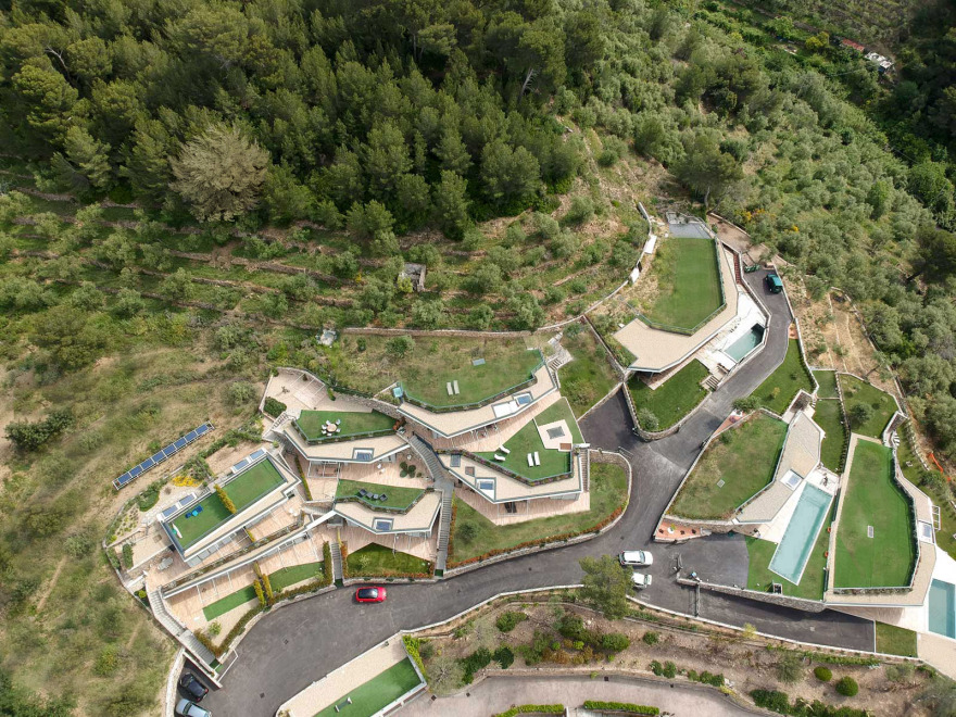 绿意盎然 | 意大利传统石屋的现代演绎-31