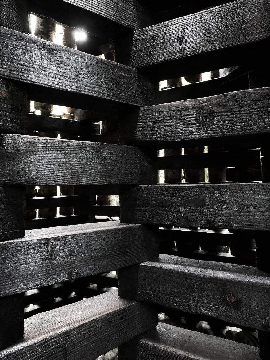 法国湖畔木构建筑· La Charbonnière-6