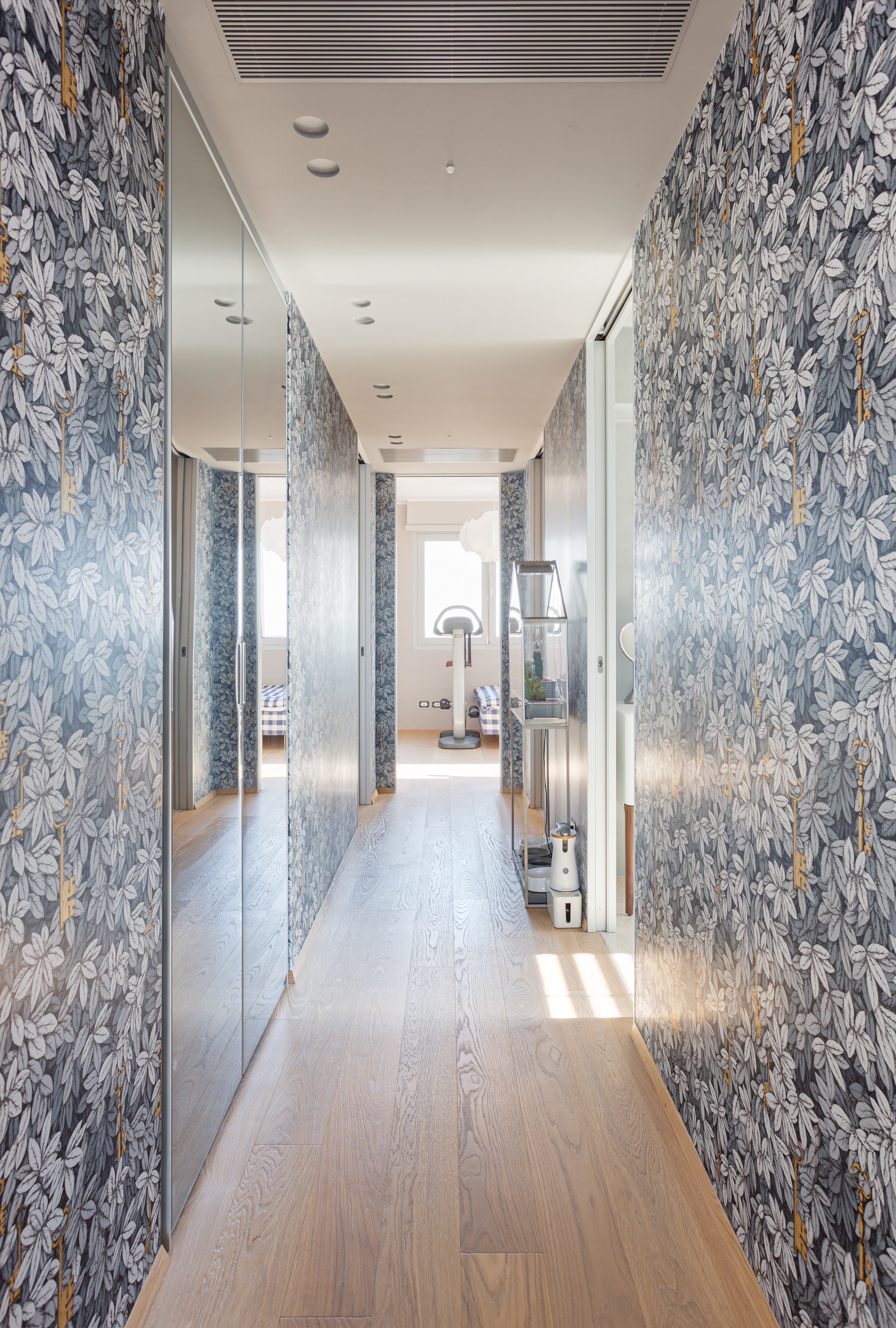 意大利米兰顶层公寓改造-23