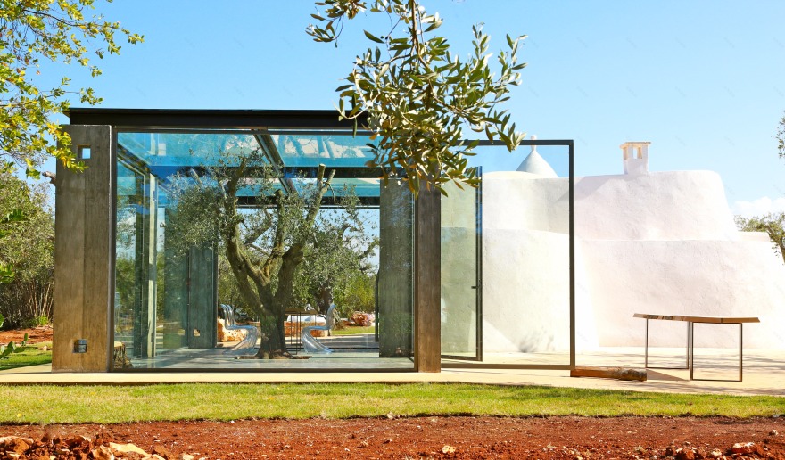 意大利乡村别墅,玻璃立方体与传统土屋的完美融合-10