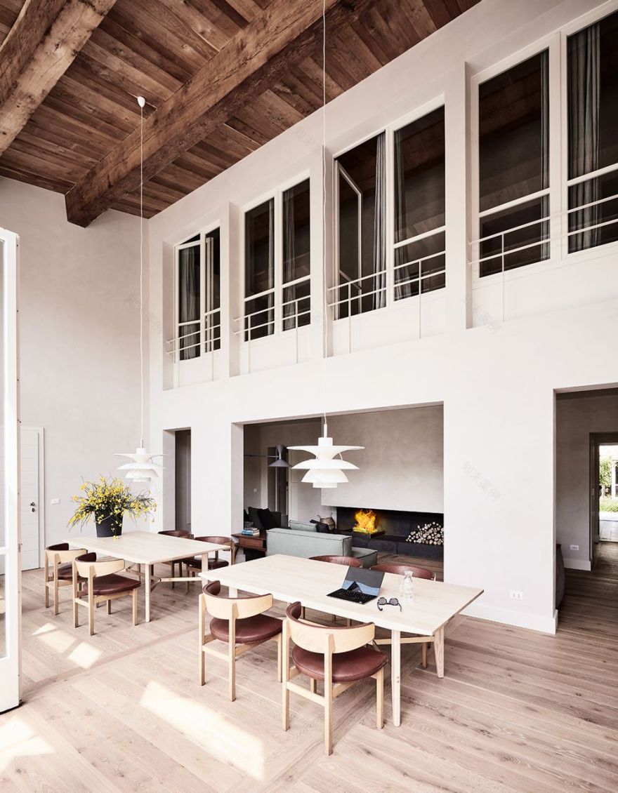 地震废墟中的重生——意大利 Casale Mongibello 别墅设计-5