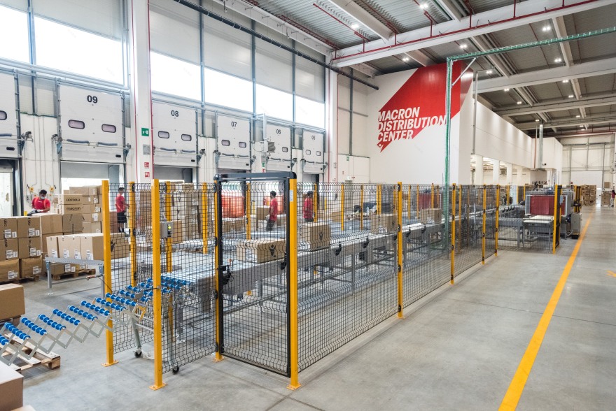 Macron 新综合体丨意大利博洛尼亚-23