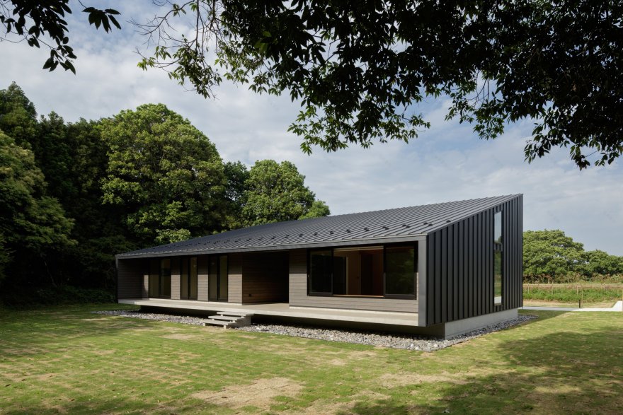 樱花下的周末别墅-8