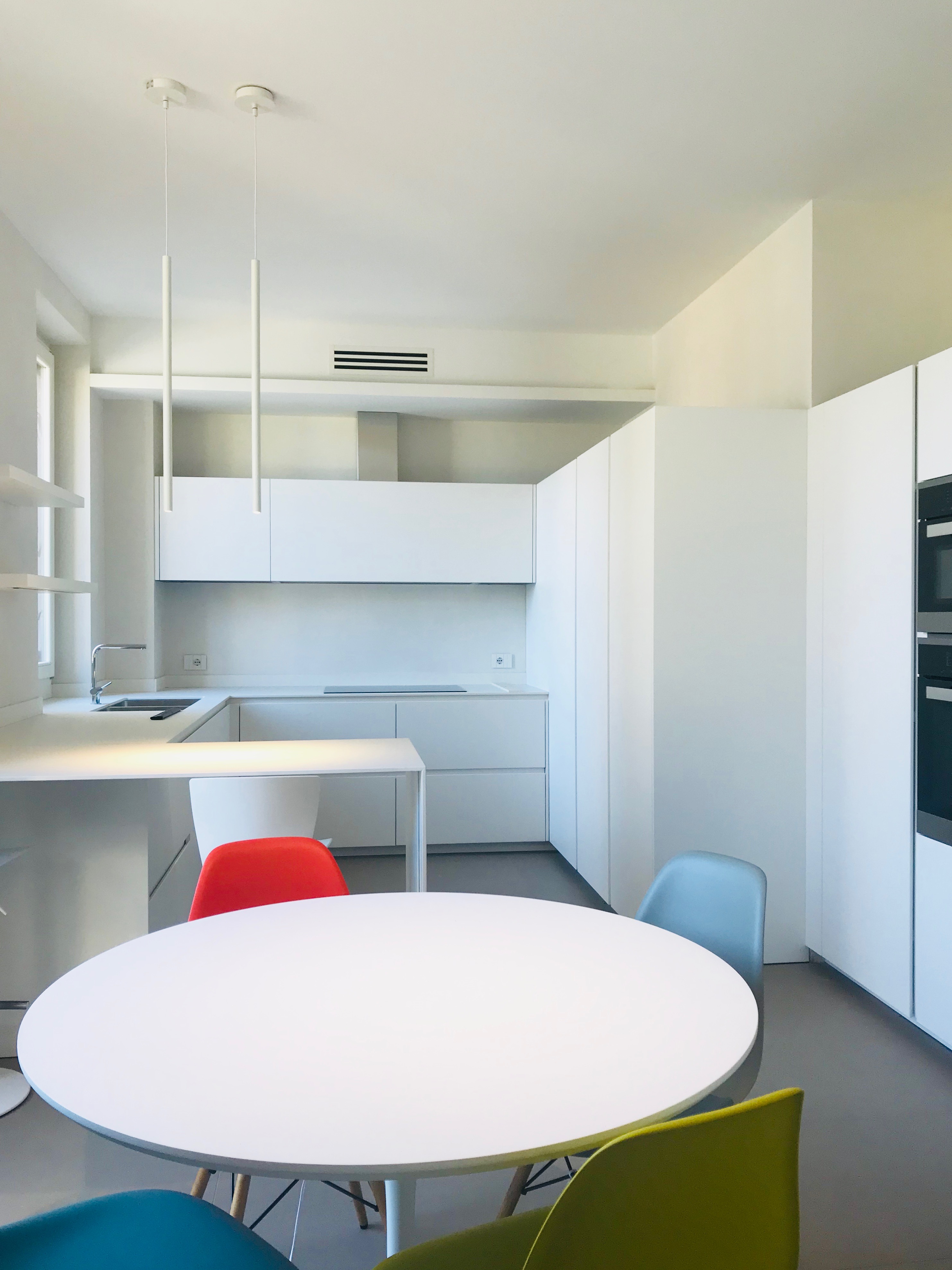 古董与极简的对话——意大利广场公寓设计-37