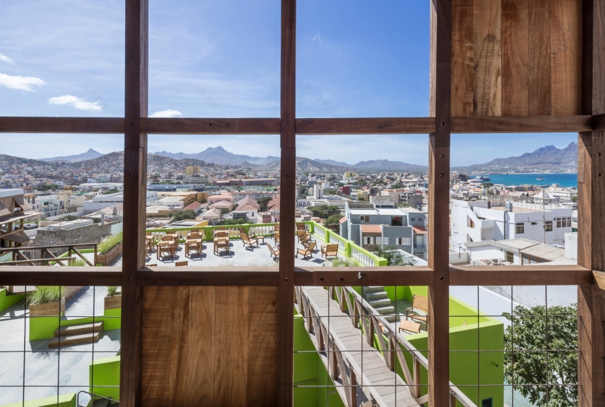 Cape Verde 岛上的生态酒店 - 融入本土元素的环保设计-33