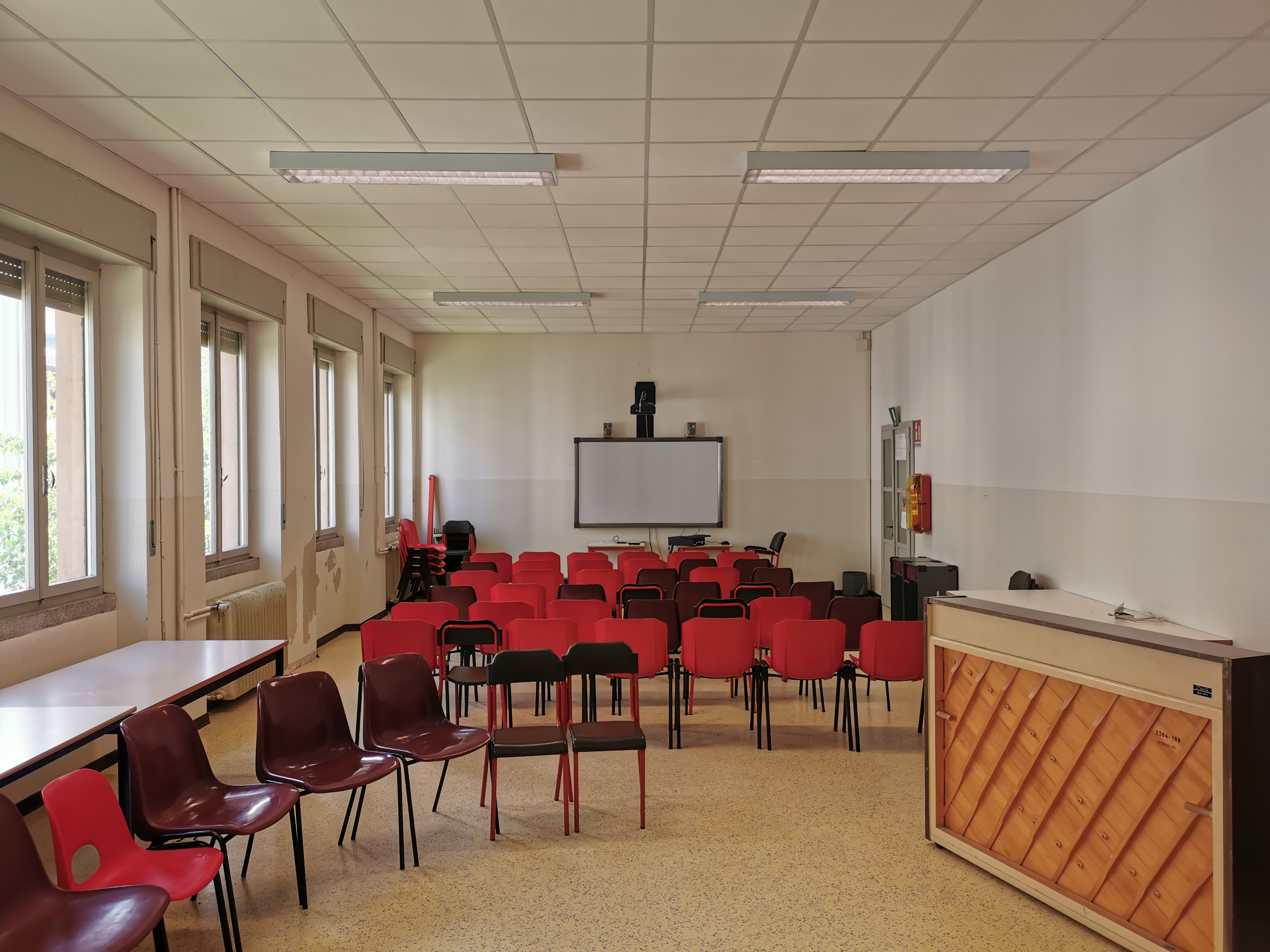 “环境第三教师”理念下的幼儿园空间改造丨意大利乌迪内丨Aut Aut Architettura-11