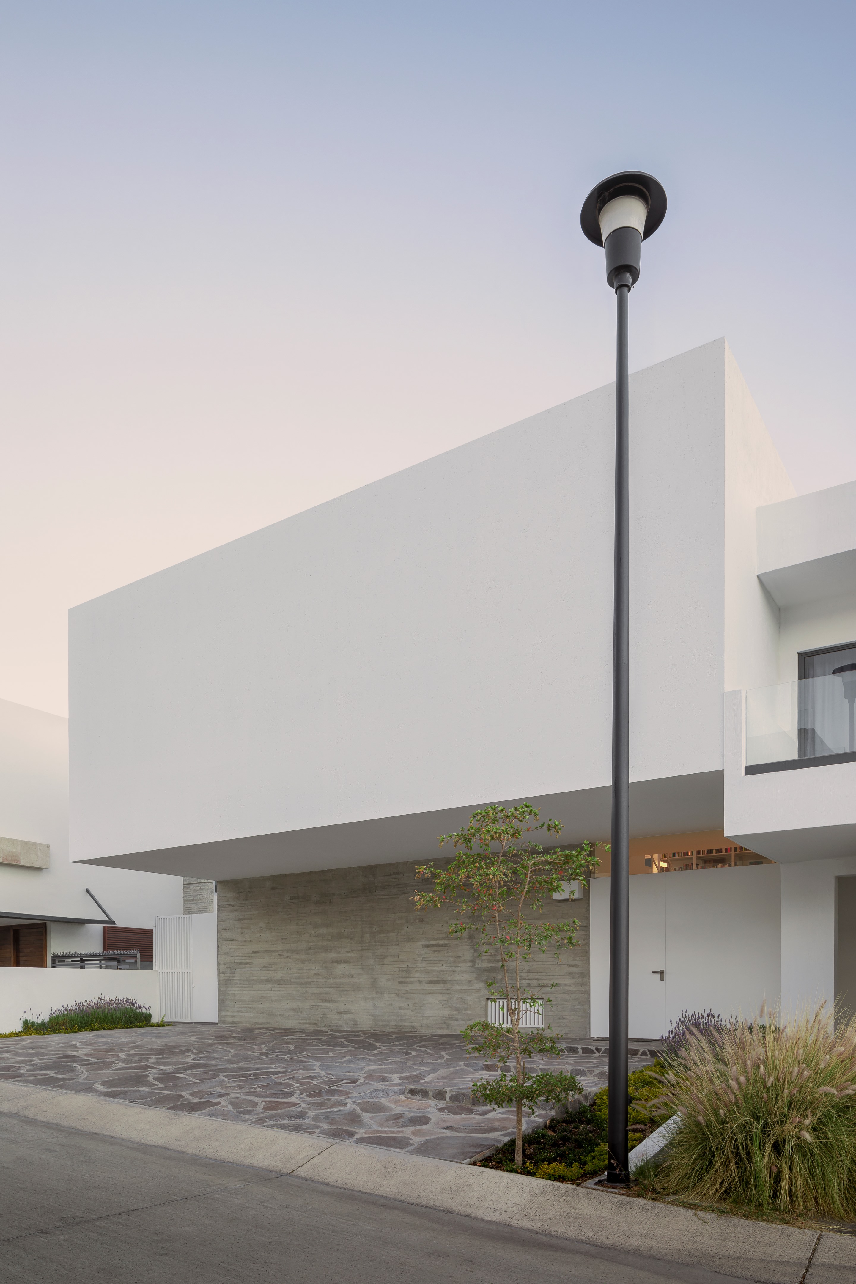 墨西哥 BONSAI HOUSE丨墨西哥瓜达拉哈拉丨半层设计-18