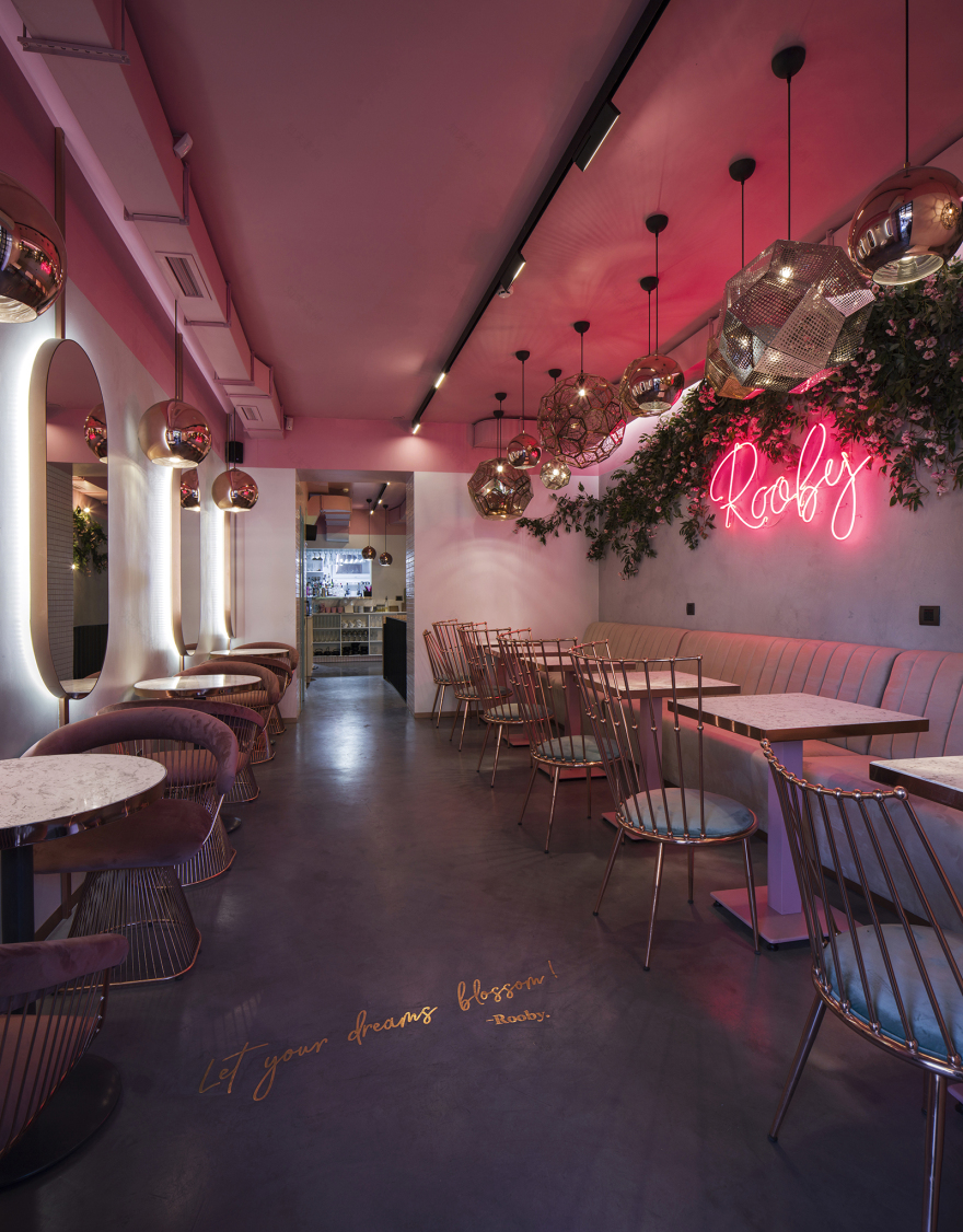 罗比咖啡馆-1