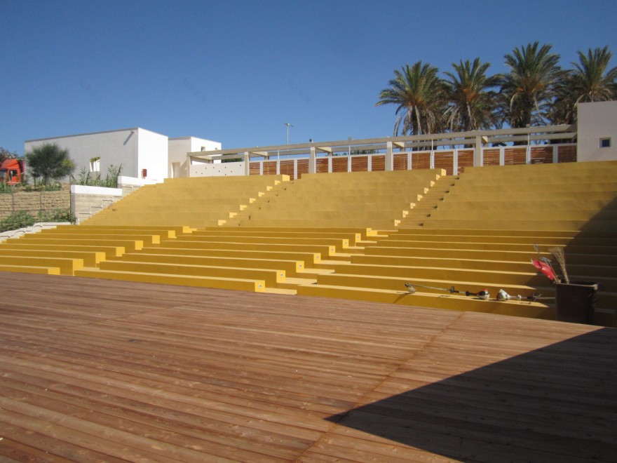 意大利海滨露天剧场“Triscina”-1