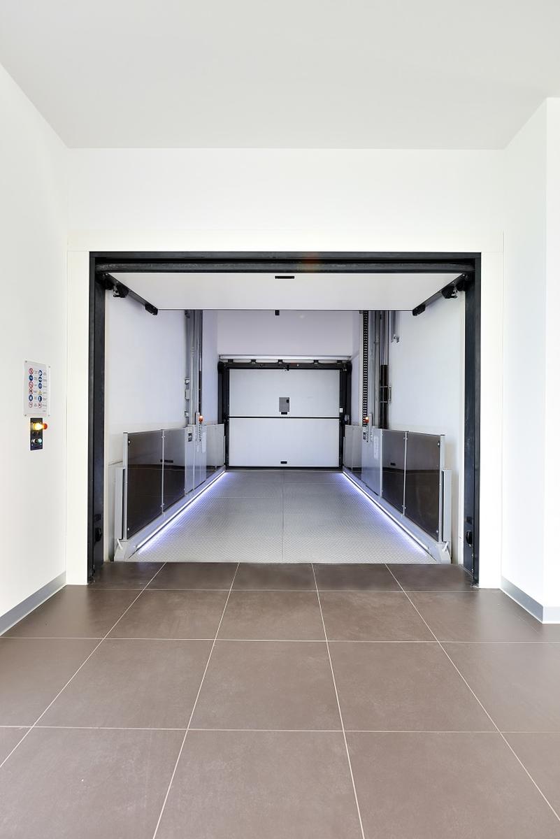 意大利奥迪经销商的完美停车解决方案-3