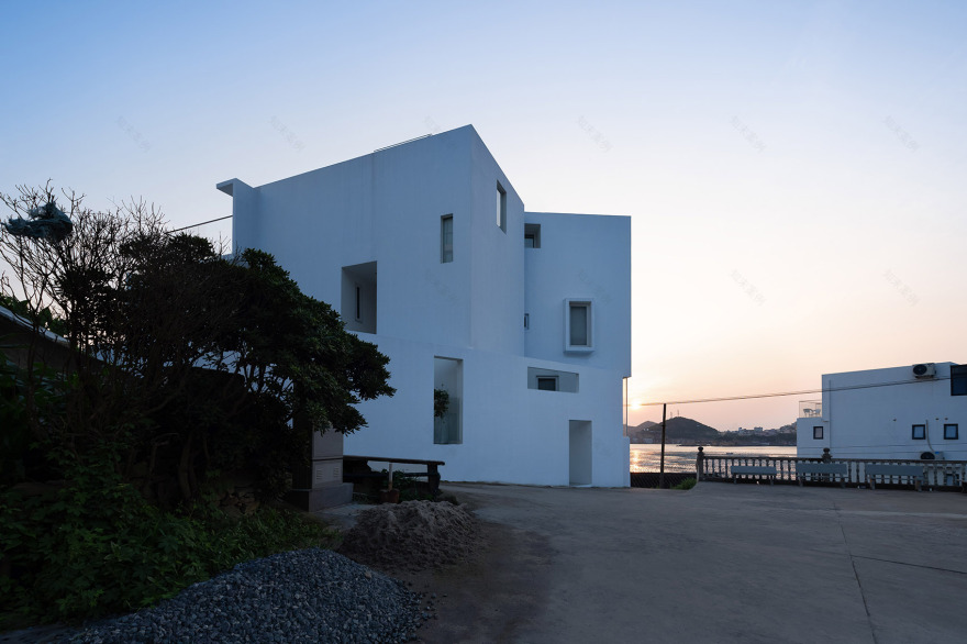 “归去来”民宿丨中国舟山丨周鑫建筑设计工作室-75