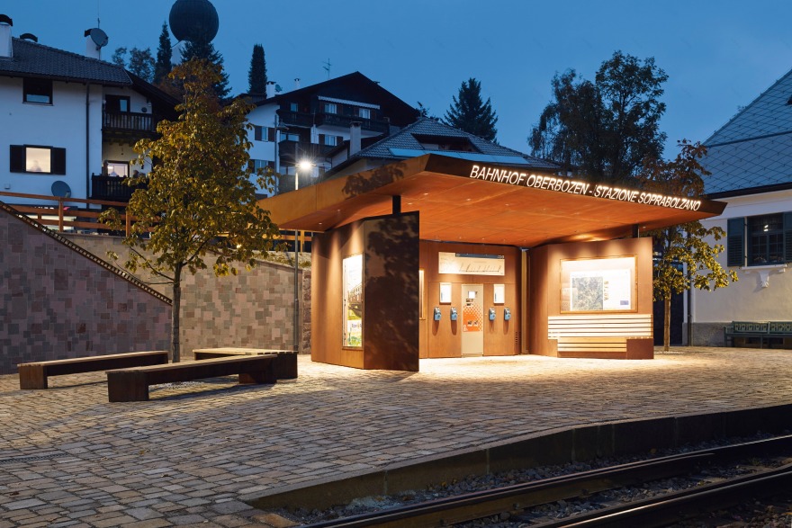 融合传统与创新的开放式广场设计-28