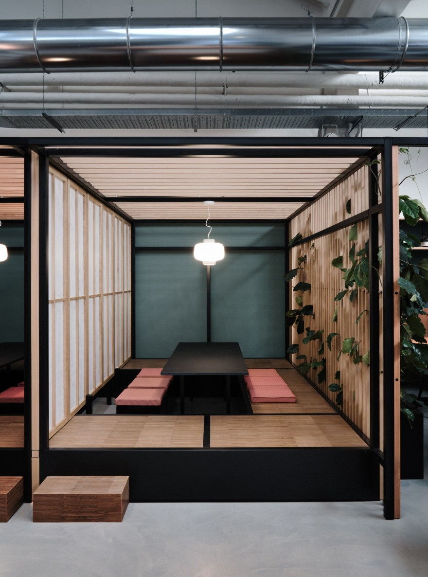 米兰 1931 年工业建筑里的日式餐厅-0