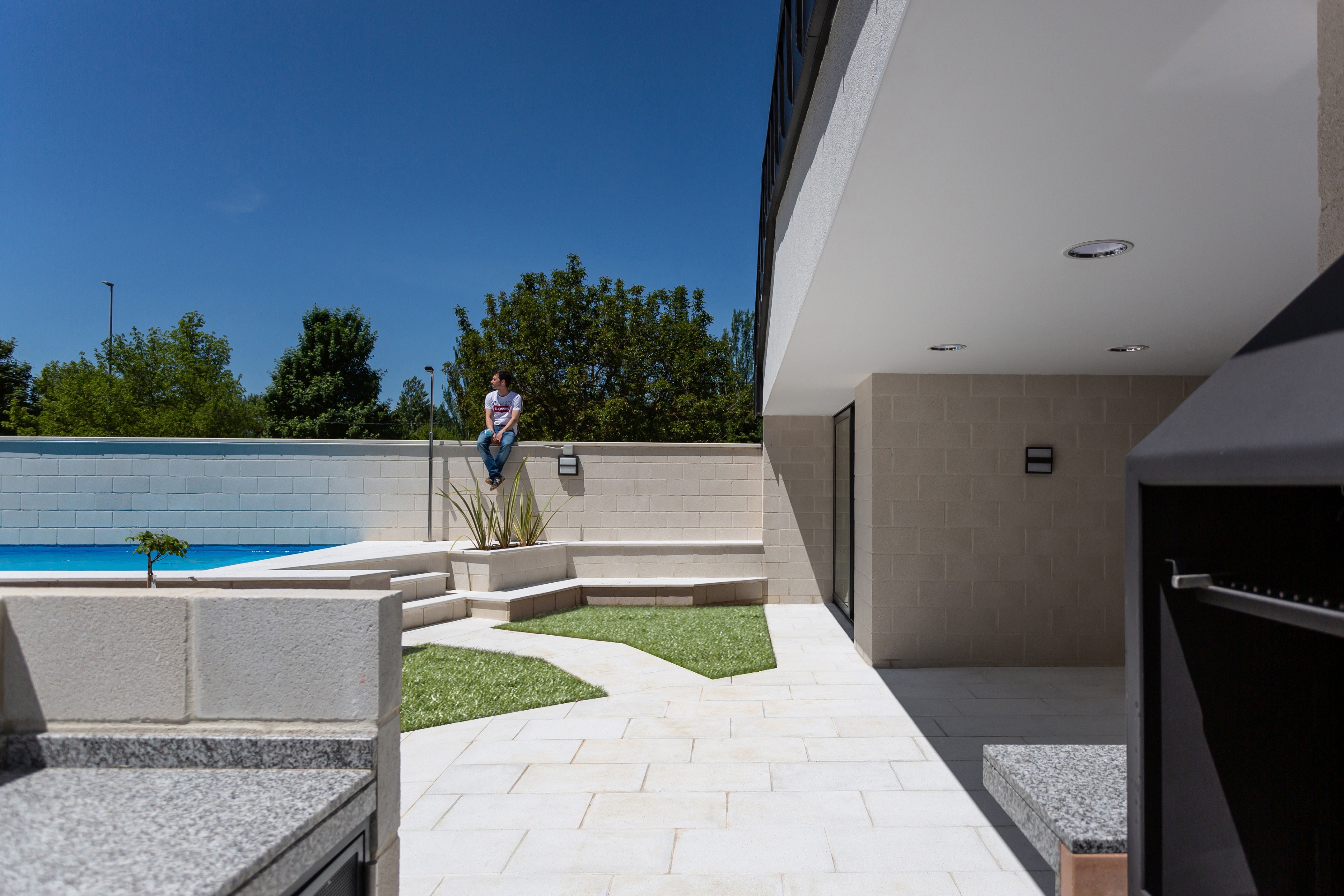 绿意盎然·隐私与通透共存的家-0