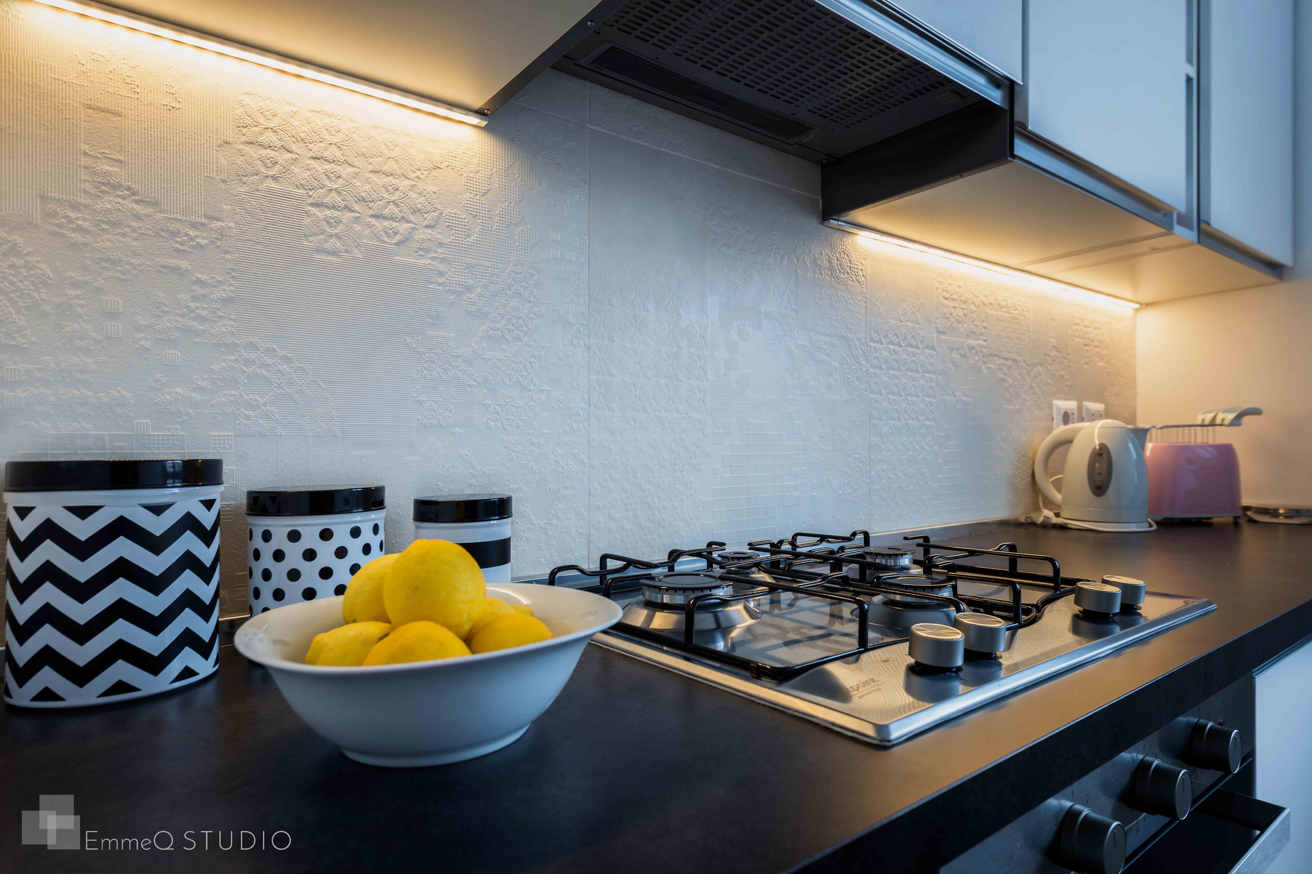 年轻女业主的现代温馨家居设计-19