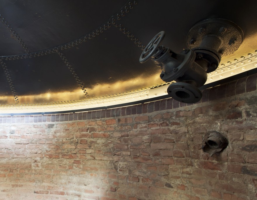 改造历史遗迹,打造现代居住空间-9