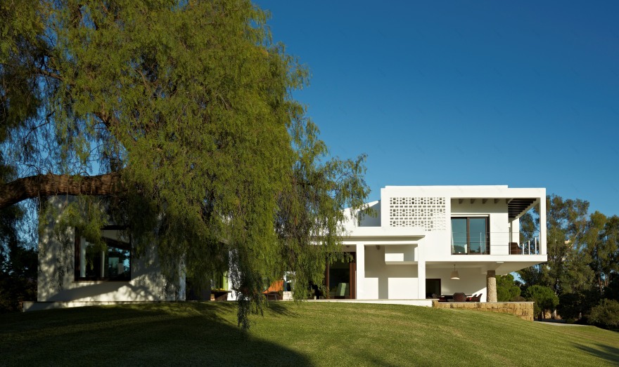 马尔贝拉白色别墅-8