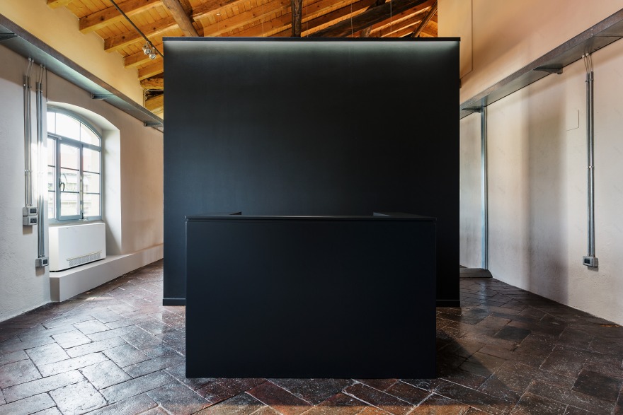 米兰工业风办公室设计-2