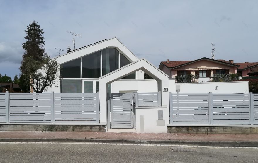 绿意盎然的光伏家园 · 意大利环保节能住宅-13