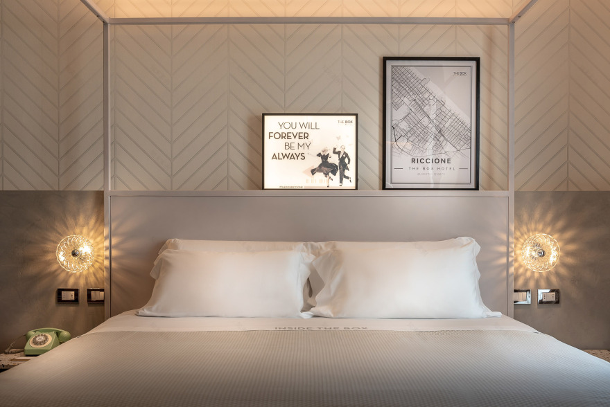 意大利海滨酒店“The Box”以简约哲学打造舒适空间-49