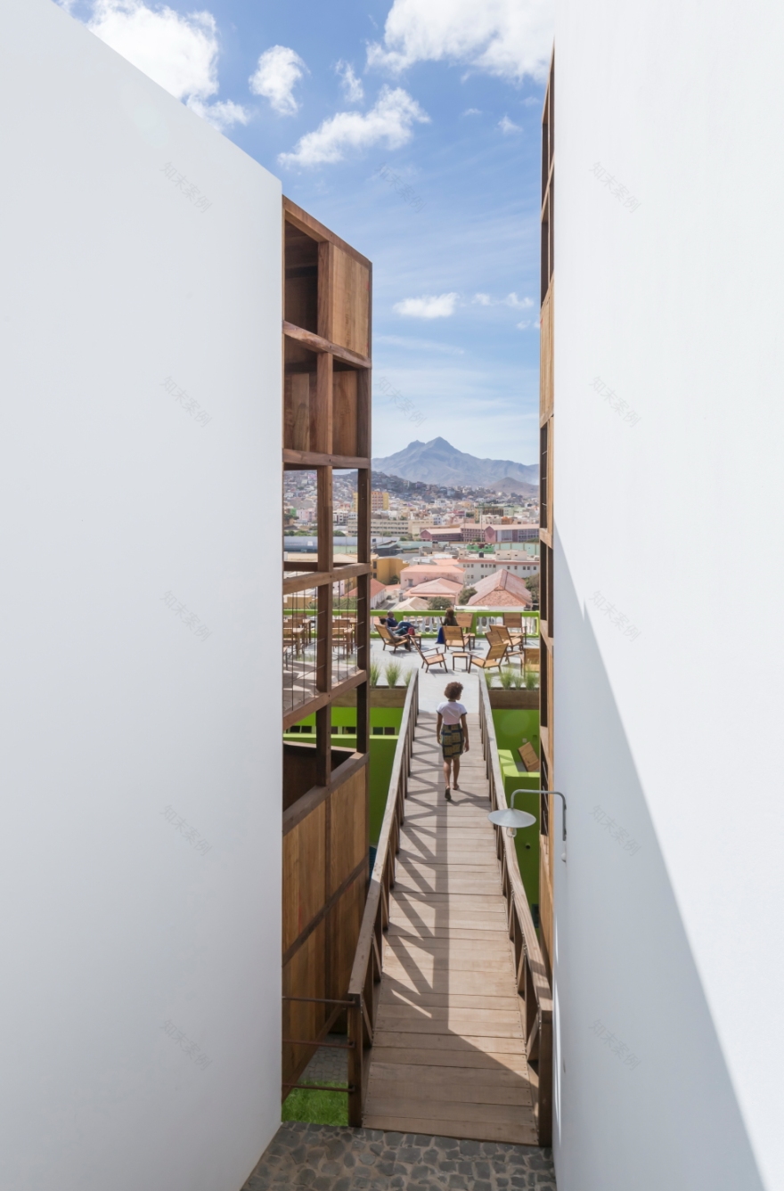 Cape Verde 岛上的生态酒店 - 融入本土元素的环保设计-25