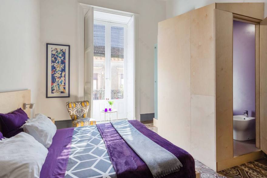Catania 历史中心木质设计 B&B Trìcora-0