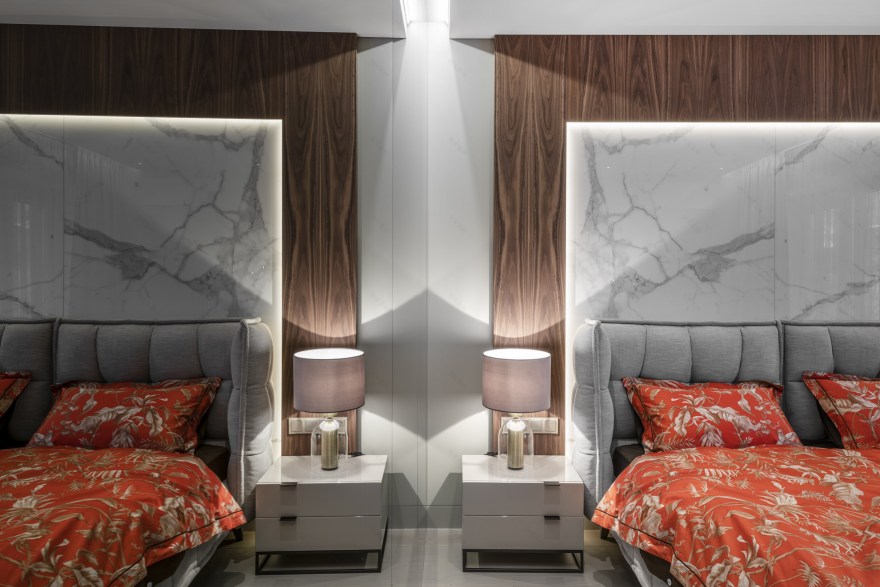 历史建筑中的透明轻盈之家-71