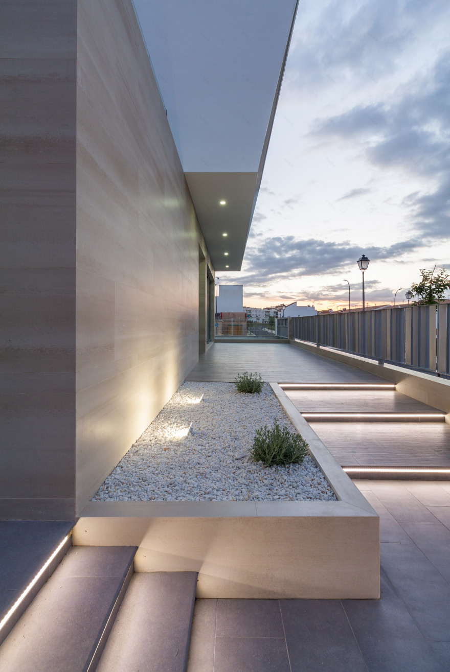 梦幻般的贝塞尔别墅 | 传统与现代的完美结合-4