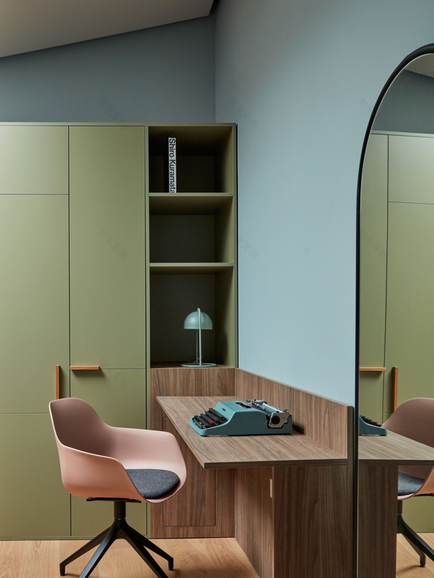 米兰历史建筑翻新公寓 | 蓝色月光的内部空间-10