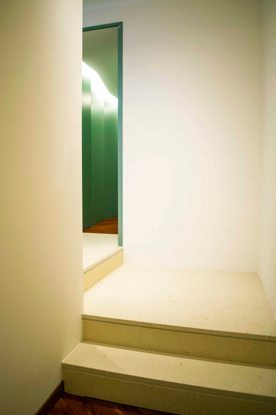 绿意盎然的工作通道-1