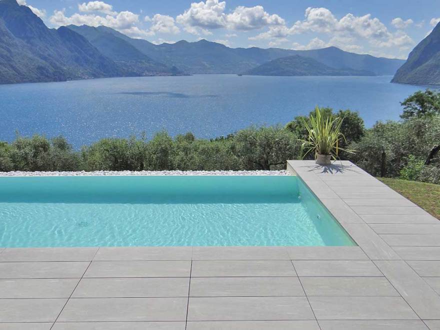 意大利别墅泳池设计 | 选用 2cm 厚 L'ALTRA PIETRA 抗滑石材-1