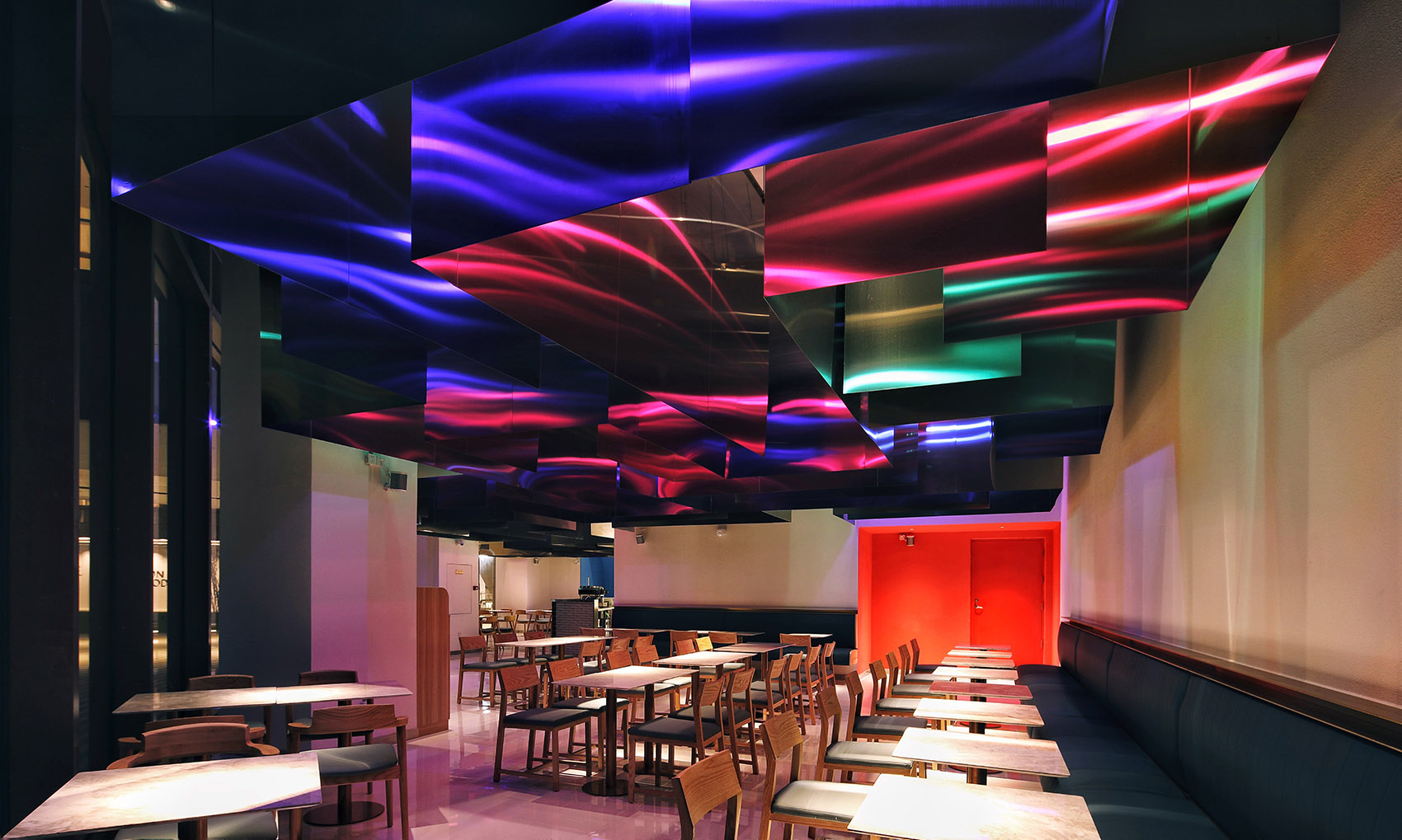 Auvers餐厅，深圳/沉重的悬铁和变幻的光影-31