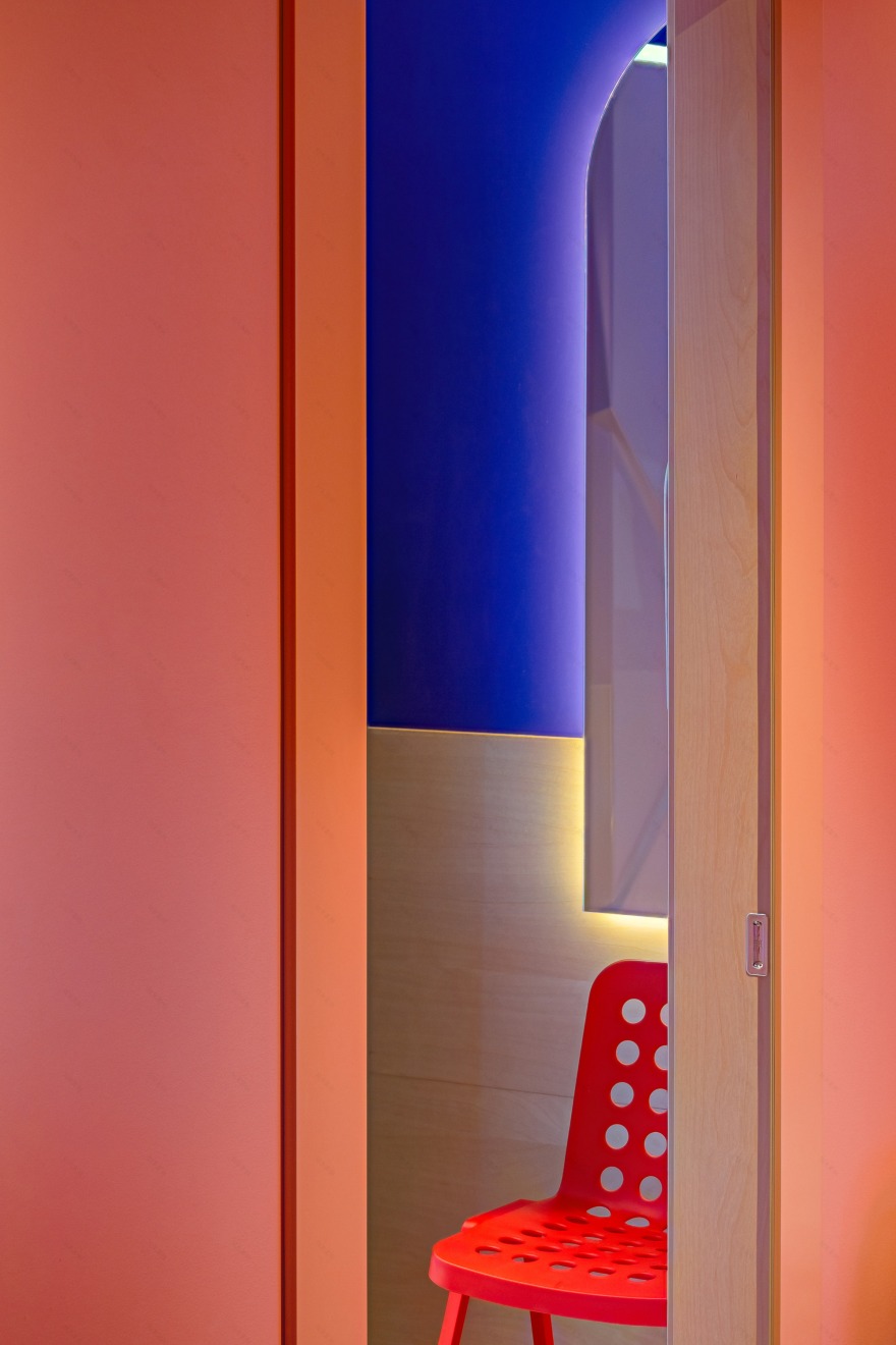 购物商场中的神秘太阳沙龙-7