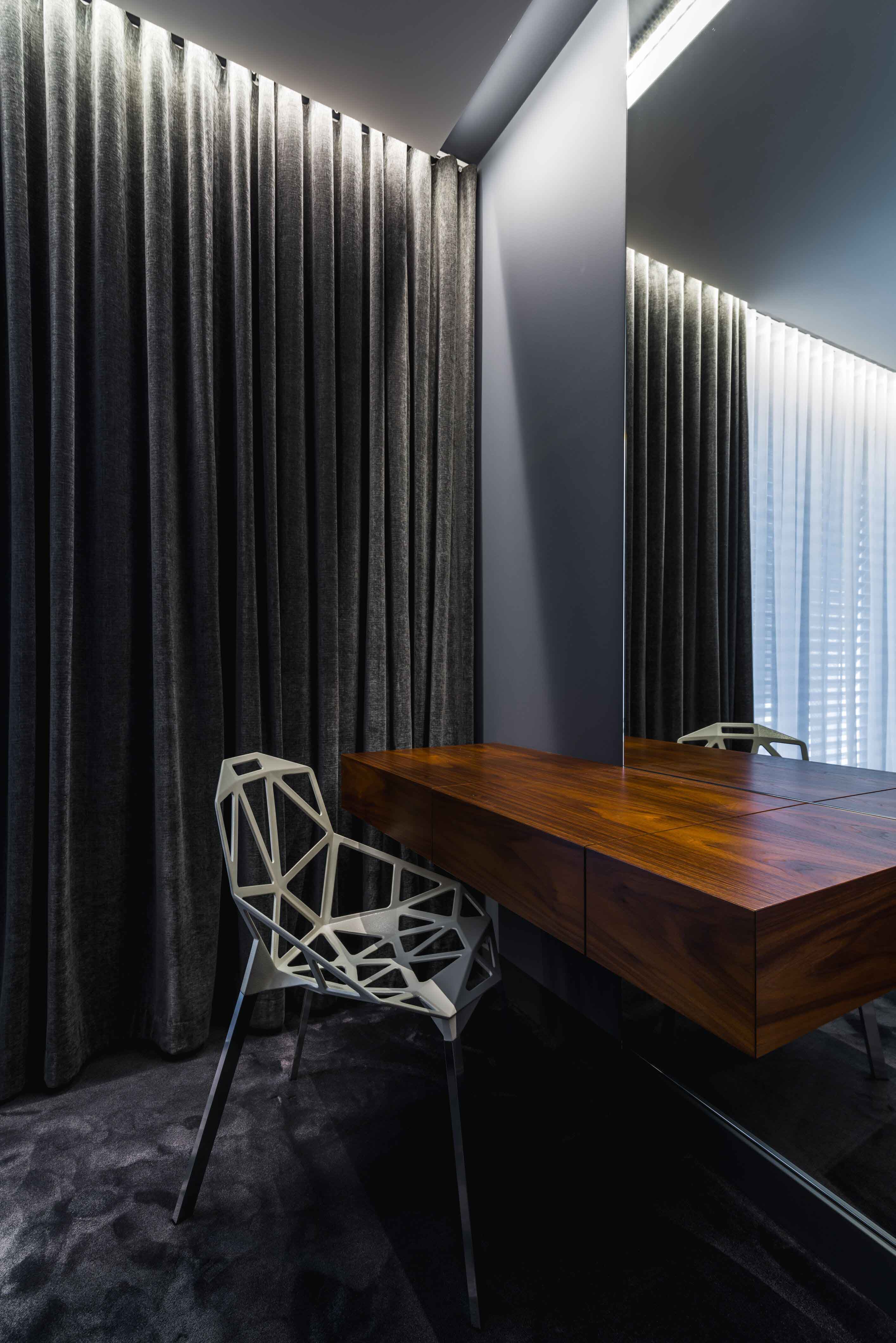 现代对比风格别墅设计-7