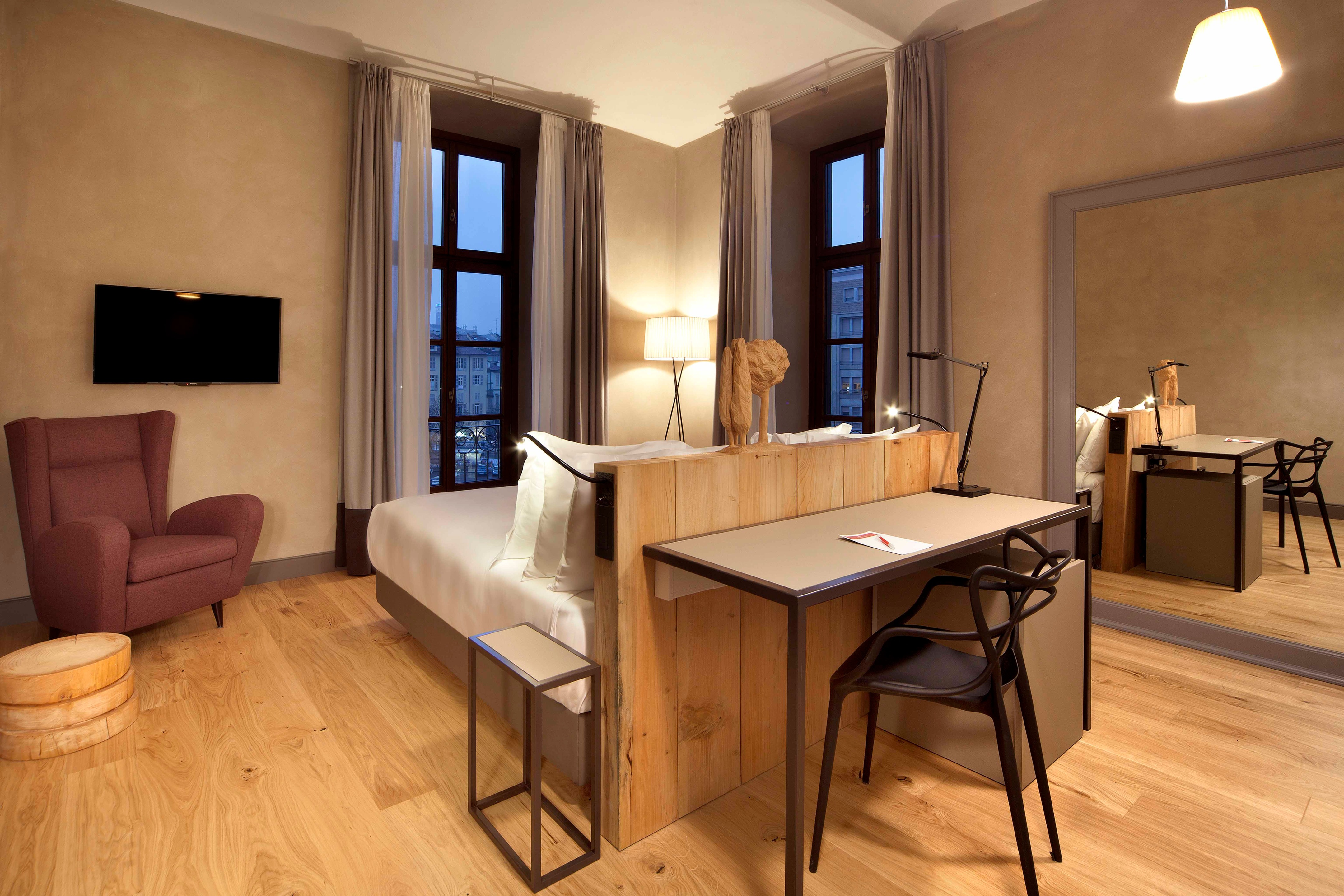 PROGETTO DI RISTRUTTURAZIONE EDILIZIA CON CAMBIAMENTO DI DESTINAZIONE D'USO DA RESIDENZIALE A D ELL'ISOLATO SAN BARTOLOMEO A TORINO-19