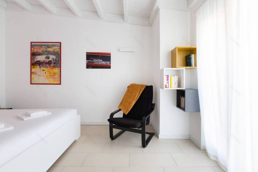 梦想千里的意大利赛车公寓设计(Dreaming Mille Miglia)-10