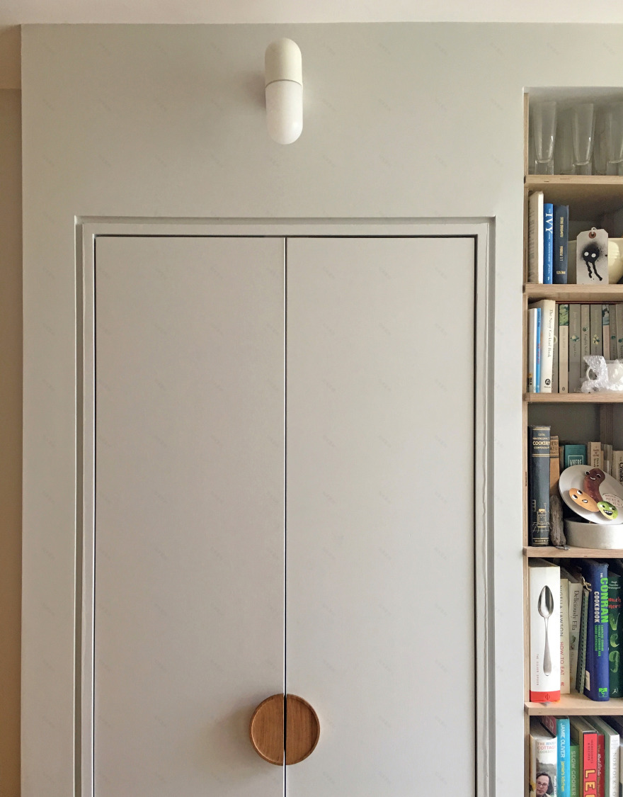 Janus House | 创意十足的圆形与方形窗户设计-24