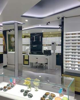 Ottica MODERNA 眼镜店