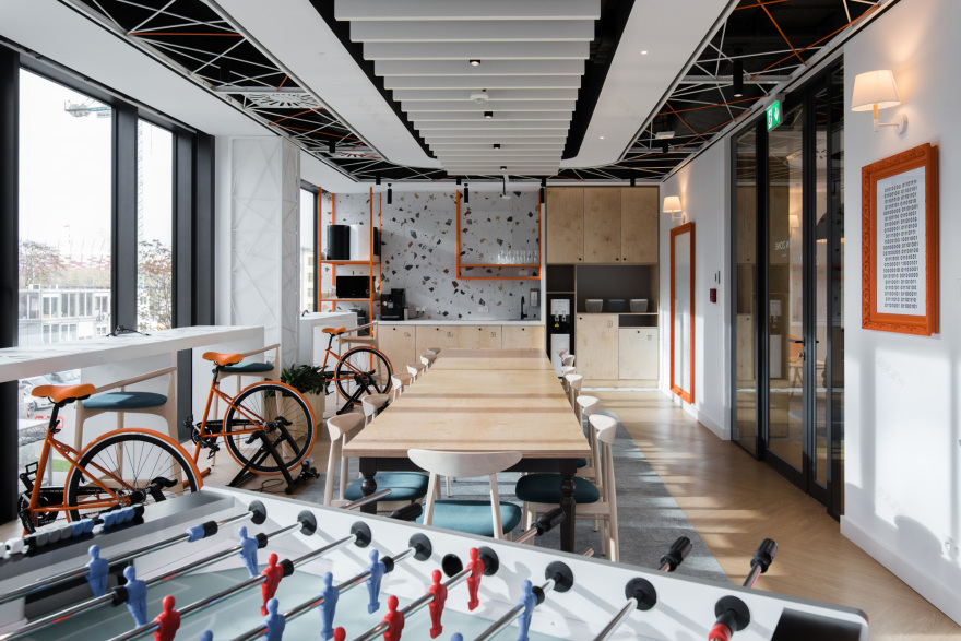 波兰 ING Tech 新办公室,现代与传统的美妙融合-18