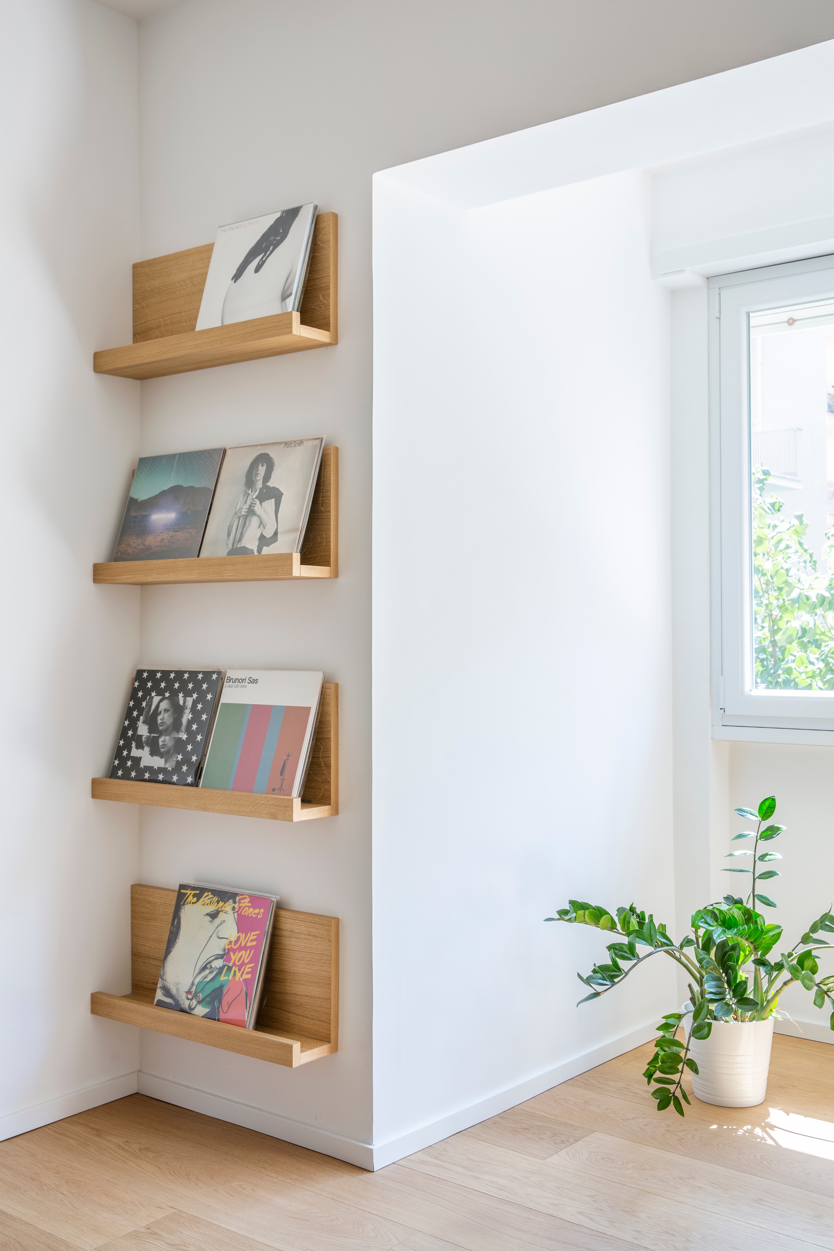 Ginostra 公寓 | 60 年代建筑的现代重生-3