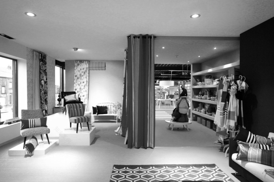 比利时 Soheit-Tinlot 3000 平米家居装饰商店设计-6