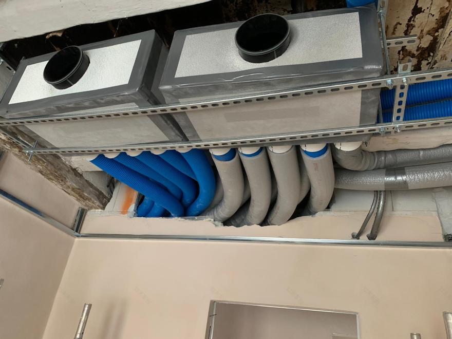 打造十六世纪宫殿的现代 NZEB 家庭住宅-4