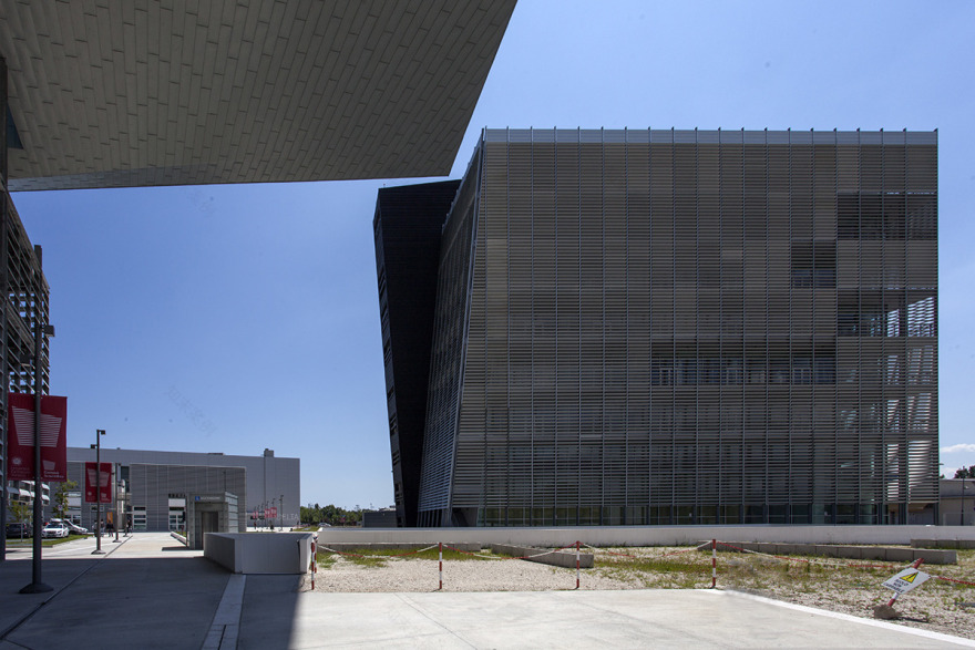 威尼斯大学教学楼 · 创新空间与景观的融合-11